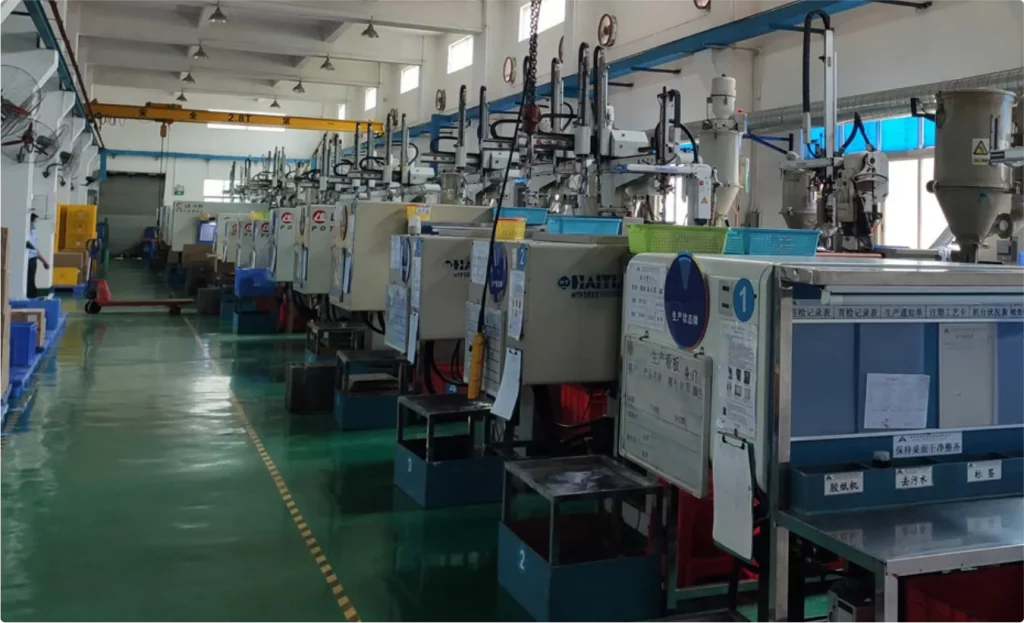 China plastic injection molding manufacturer 01